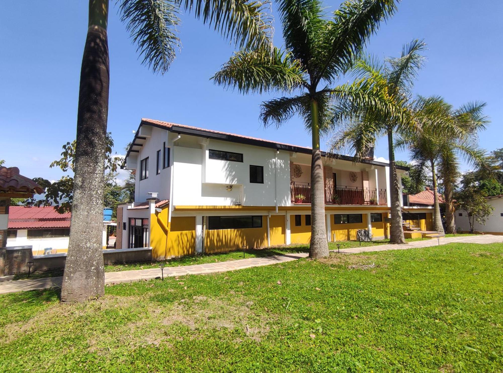La Cabana Miraflores Экстерьер фото